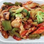 Best S11. Chicken w. Garlic Sauce in Cincinnati, OH